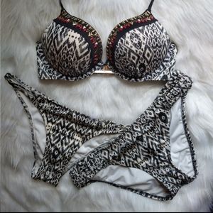 Victoria's Secret Bombshell Knockout Itsy Bikini~3pc Set